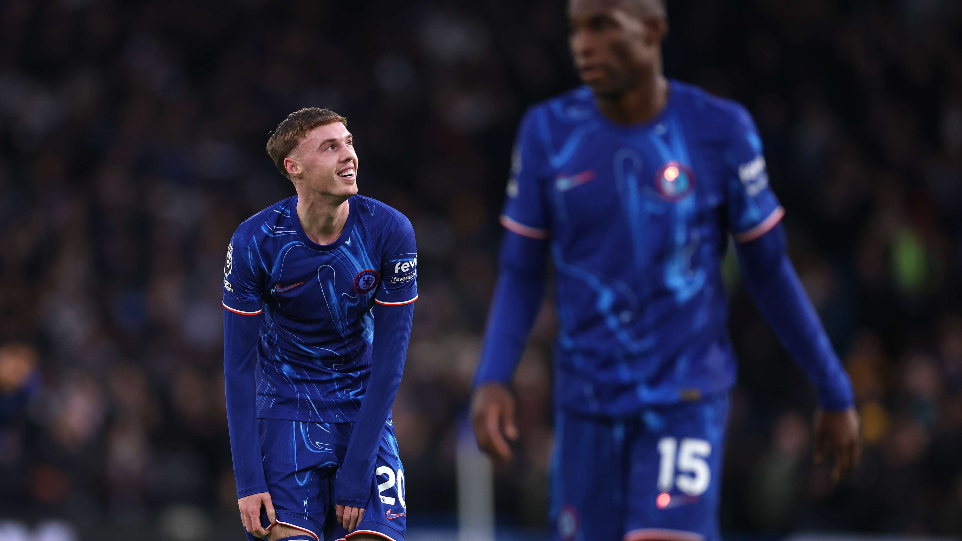 成都蓉城奖金拖欠三年未发引发关注工资正常问题仍待解决